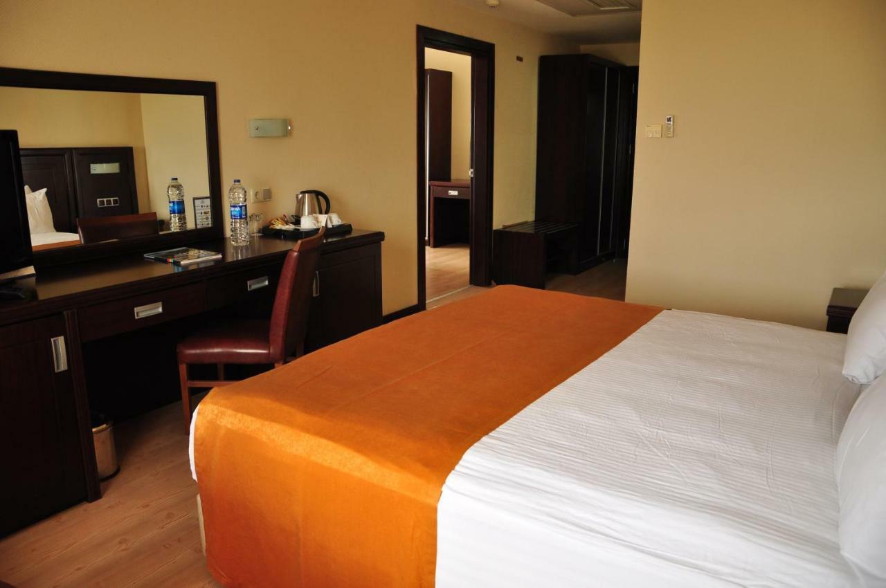 Eser Diamond Hotel Spa & Convention Center Istanbul Silivri Exterior photo